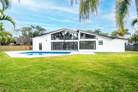 Купить виллу или дом в Плантация, Флорида 3 спальни, 299.8м2, № 1953986 - фото 3