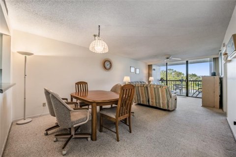 Copropriété à vendre à Largo, Floride: 2 chambres, 113.81 m2 № 2136577 - photo 15