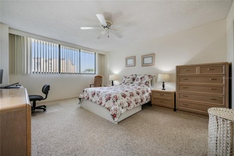 Copropriété à vendre à Largo, Floride: 2 chambres, 113.81 m2 № 2136577 - photo 22