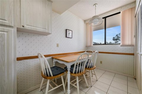 Copropriété à vendre à Largo, Floride: 2 chambres, 113.81 m2 № 2136577 - photo 12