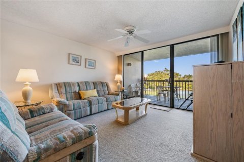 Copropriété à vendre à Largo, Floride: 2 chambres, 113.81 m2 № 2136577 - photo 16
