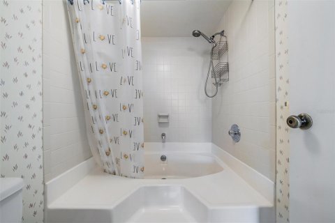 Copropriété à vendre à Largo, Floride: 2 chambres, 113.81 m2 № 2136577 - photo 25
