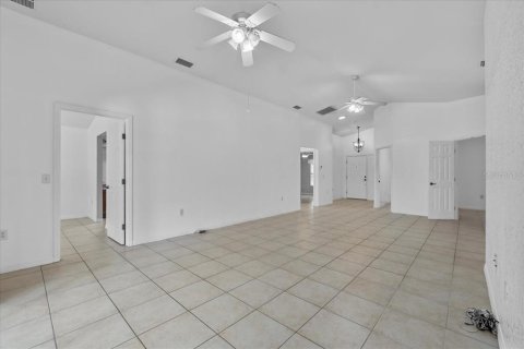 House in Lake Wales, Florida 2 bedrooms, 181.81 sq.m. № 1804644 - photo 7