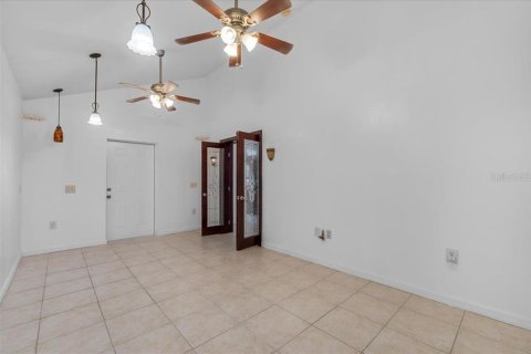 House in Lake Wales, Florida 2 bedrooms, 181.81 sq.m. № 1804644 - photo 15