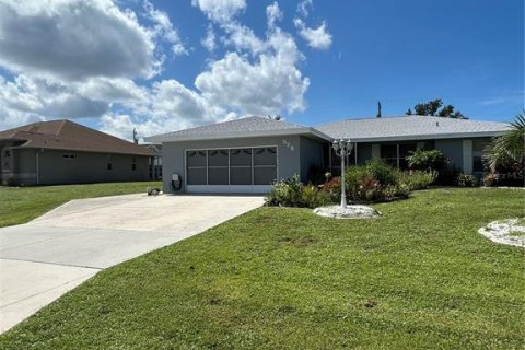 House in Port Charlotte, Florida 2 bedrooms, 120.12 sq.m. № 1888578 - photo 2