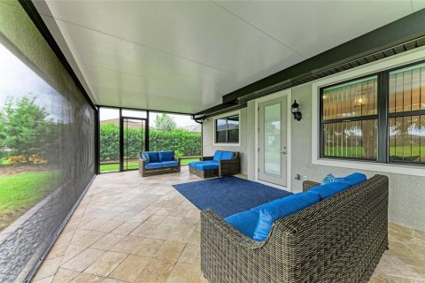 House in Bradenton, Florida 2 bedrooms, 146.97 sq.m. № 1913272 - photo 4