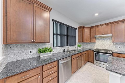 House in Bradenton, Florida 2 bedrooms, 146.97 sq.m. № 1913272 - photo 26