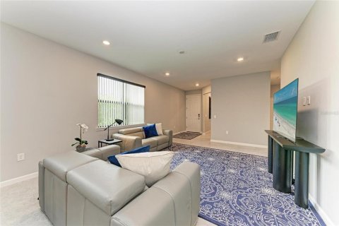 House in Bradenton, Florida 2 bedrooms, 146.97 sq.m. № 1913272 - photo 14