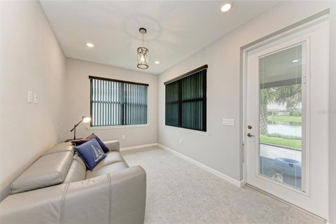 House in Bradenton, Florida 2 bedrooms, 146.97 sq.m. № 1913272 - photo 27