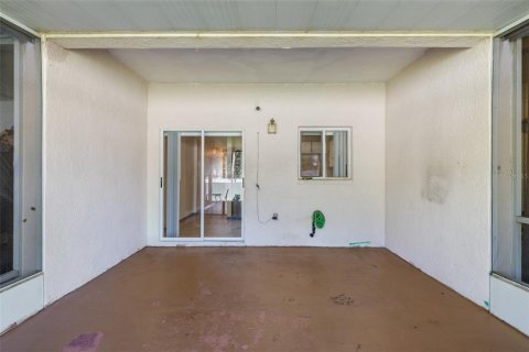 Купить таунхаус в Брэндон, Флорида 5 комнат, 138.42м2, № 2232516 - фото 22
