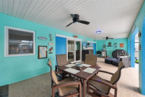 Casa en venta en Punta Gorda, Florida, 3 dormitorios, 177.07 m2 № 1781194 - foto 25