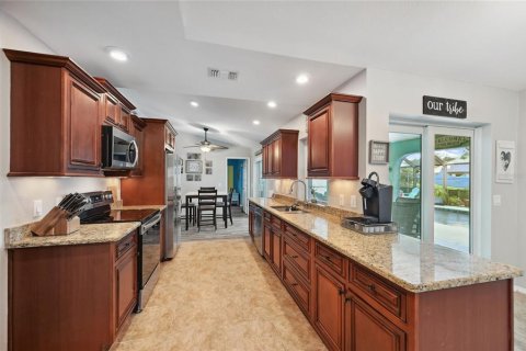 Casa en venta en Punta Gorda, Florida, 3 dormitorios, 177.07 m2 № 1781194 - foto 7