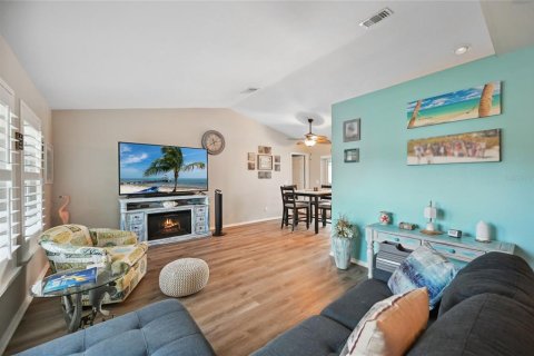 Casa en venta en Punta Gorda, Florida, 3 dormitorios, 177.07 m2 № 1781194 - foto 5