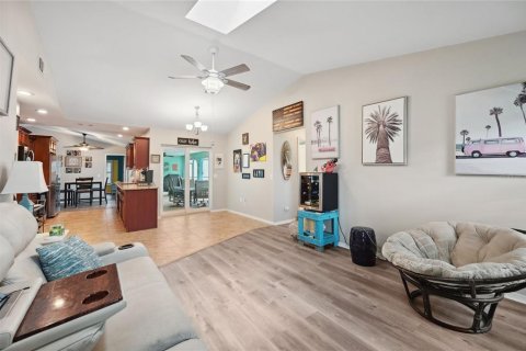 Casa en venta en Punta Gorda, Florida, 3 dormitorios, 177.07 m2 № 1781194 - foto 14