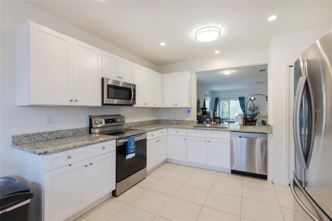 Casa en venta en New Smyrna Beach, Florida, 3 dormitorios, 164.81 m2 № 1902474 - foto 11