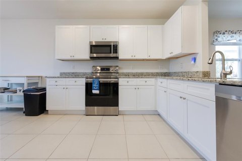 Casa en venta en New Smyrna Beach, Florida, 3 dormitorios, 164.81 m2 № 1902474 - foto 28