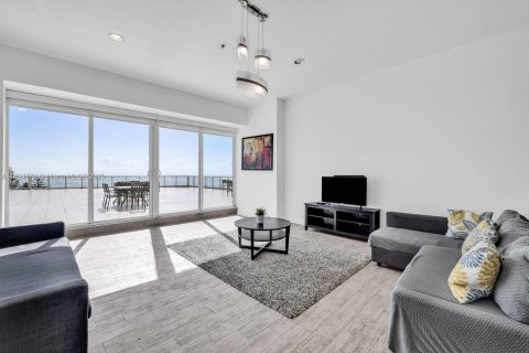 Condominio en venta en Miami Beach, Florida, 7 dormitorios, 537.9 m2 № 1865500 - foto 18