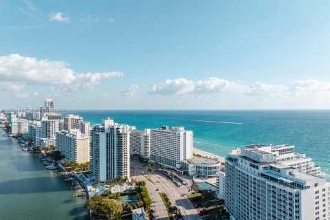 Condominio en venta en Miami Beach, Florida, 7 dormitorios, 537.9 m2 № 1865500 - foto 29