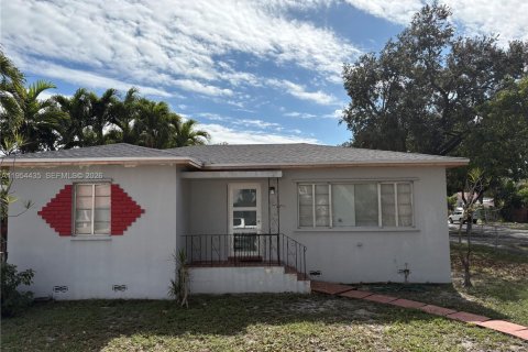Villa ou maison à louer à Miami, Floride: 3 chambres, 147.53 m2 № 2010878 - photo 1