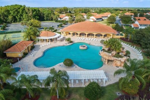 Casa en venta en Oxford, Florida, 3 dormitorios, 170.2 m2 № 2196602 - foto 2