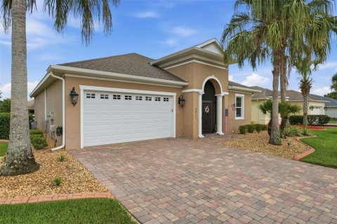 Casa en venta en Oxford, Florida, 3 dormitorios, 170.2 m2 № 2196602 - foto 3