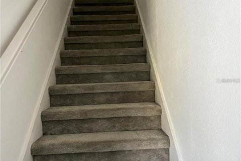 Touwnhouse à louer à Orlando, Floride: 3 chambres, 146.04 m2 № 2096965 - photo 5