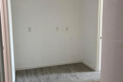 Touwnhouse à louer à Orlando, Floride: 3 chambres, 146.04 m2 № 2096965 - photo 6