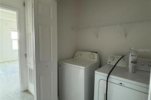 Touwnhouse à louer à Orlando, Floride: 3 chambres, 146.04 m2 № 2096965 - photo 10