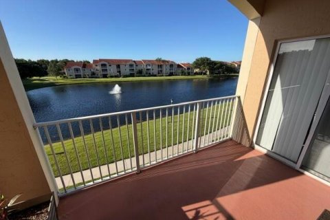 Condo in Vero Beach, Florida, 2 bedrooms  № 2265663 - photo 6