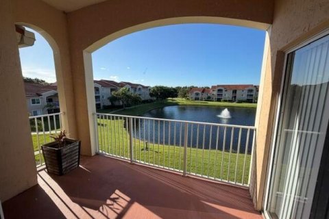 Condo in Vero Beach, Florida, 2 bedrooms  № 2265663 - photo 5