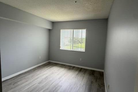 Condo in Vero Beach, Florida, 2 bedrooms  № 2265663 - photo 16