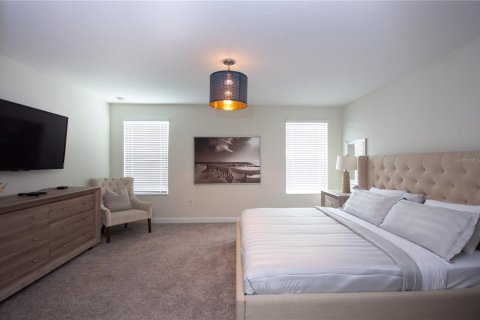 Casa en venta en Davenport, Florida, 6 dormitorios, 305.74 m2 № 1626602 - foto 22