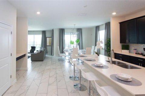Casa en venta en Davenport, Florida, 6 dormitorios, 305.74 m2 № 1626602 - foto 10