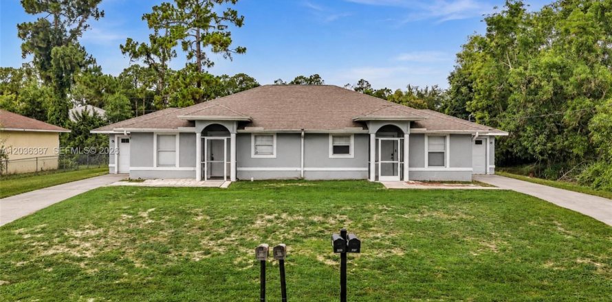 Immobilier commercial à Lehigh Acres, Floride № 2084294