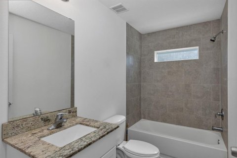 Villa ou maison à louer à Palm Bay, Floride: 4 chambres, 158.86 m2 № 2413731 - photo 15