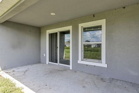 Villa ou maison à louer à Palm Bay, Floride: 4 chambres, 158.86 m2 № 2413731 - photo 19