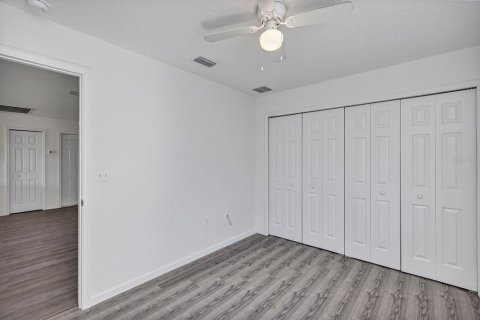 Villa ou maison à louer à Palm Bay, Floride: 4 chambres, 158.86 m2 № 2413731 - photo 13