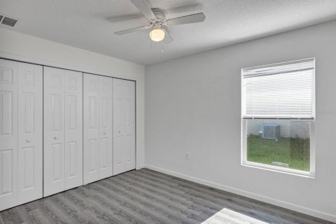 Villa ou maison à louer à Palm Bay, Floride: 4 chambres, 158.86 m2 № 2413731 - photo 10