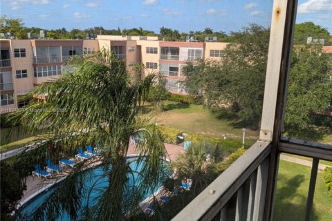 Condominio en venta en Plantation, Florida, 1 dormitorio, 86.58 m2 № 1978582 - foto 22