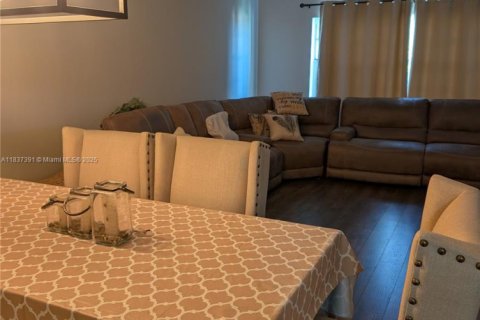 Condominio en venta en Plantation, Florida, 1 dormitorio, 86.58 m2 № 1978582 - foto 19