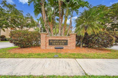 Condominio en venta en Plantation, Florida, 1 dormitorio, 86.58 m2 № 1978582 - foto 1