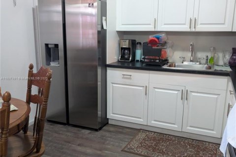 Condominio en venta en Plantation, Florida, 1 dormitorio, 86.58 m2 № 1978582 - foto 9