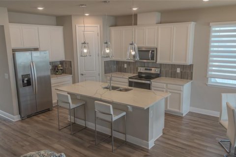 Casa en venta en Minneola, Florida, 5 dormitorios, 248.98 m2 № 1681664 - foto 7
