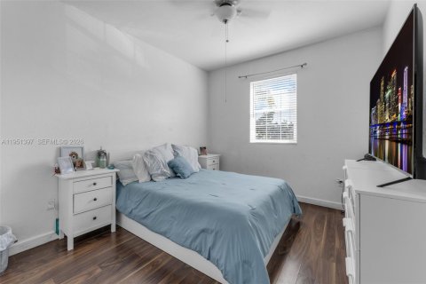 Touwnhouse à vendre à Cutler Bay, Floride: 3 chambres, 162.3 m2 № 2089327 - photo 11