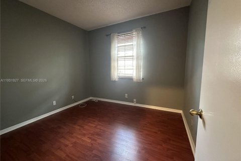 Adosado en alquiler en Weston, Florida, 4 dormitorios, 160.54 m2 № 2055107 - foto 19