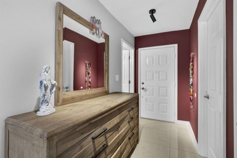 Townhouse in Wellington, Florida 3 bedrooms, 159.79 sq.m. № 2083574 - photo 11