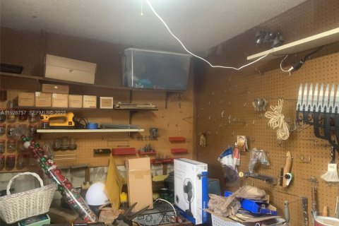 Villa ou maison à vendre à Miami, Floride: 4 chambres, 154.03 m2 № 1989231 - photo 27