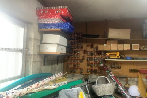 Villa ou maison à vendre à Miami, Floride: 4 chambres, 154.03 m2 № 1989231 - photo 28