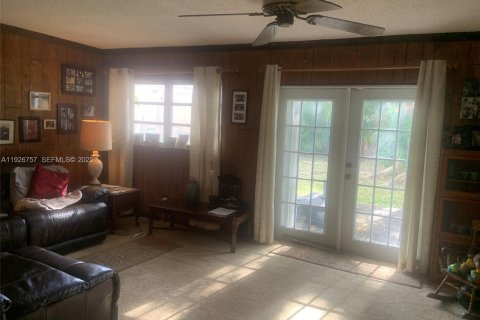 Villa ou maison à vendre à Miami, Floride: 4 chambres, 154.03 m2 № 1989231 - photo 14