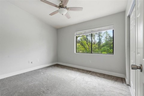 Townhouse in Gainesville, Florida 2 bedrooms, 96.8 sq.m. № 2157423 - photo 22